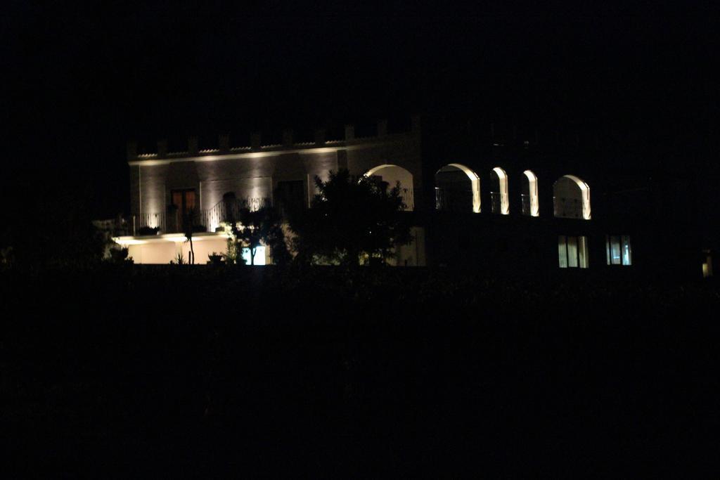 Agriturismo Al Passaggio Di Pirro Villa Miglionico Екстериор снимка